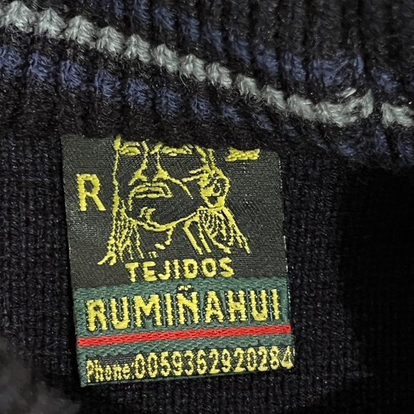 Vintage Tejidos Ruminahui Wool Knit Sweater Blue Pattern Made in Ecuador Size L - Picture 4 of 5